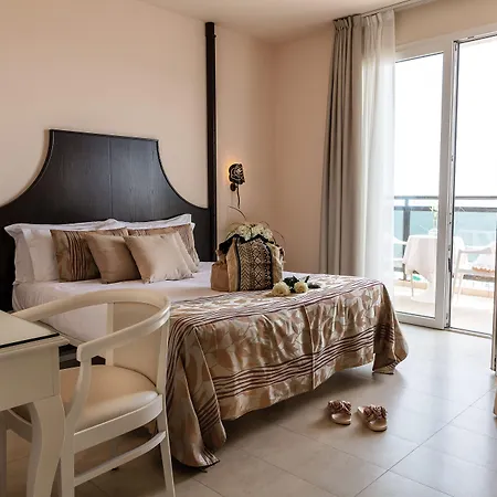 Baia Del Mar Boutique ホテル 4*